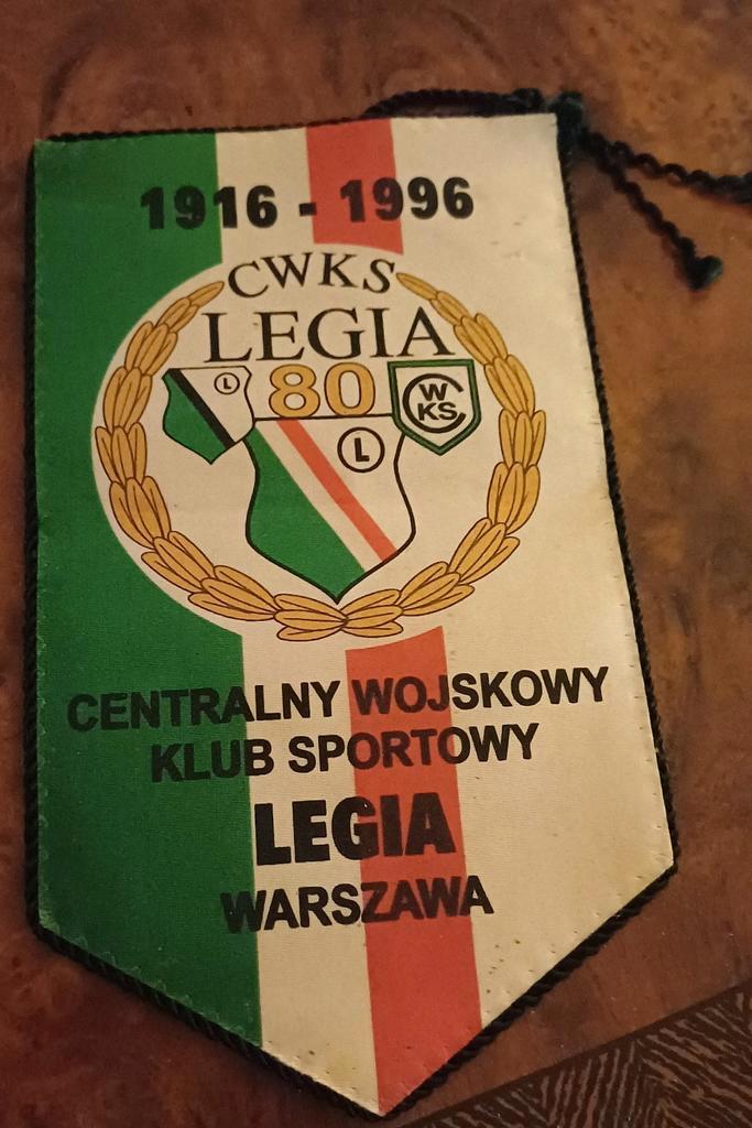 Legia Warszawa vaantje (€15,00,-), Verzamelen, Sportartikelen en Voetbal, Vaantje of Sjaal, Buitenlandse clubs, Ophalen of Verzenden