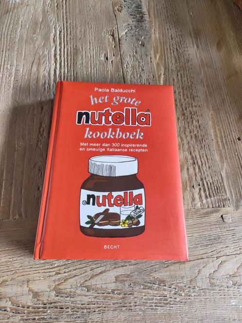 Het grote Nutella Kookboek f, Boeken, Kookboeken, Gelezen, Ophalen of Verzenden