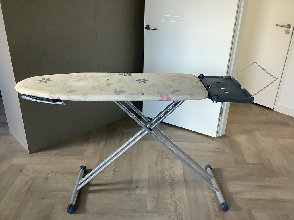 Philips Strijkplank xxl voor stoomunit zgan, Ophalen of Verzenden, Zo goed als nieuw, Strijkijzer met snoer