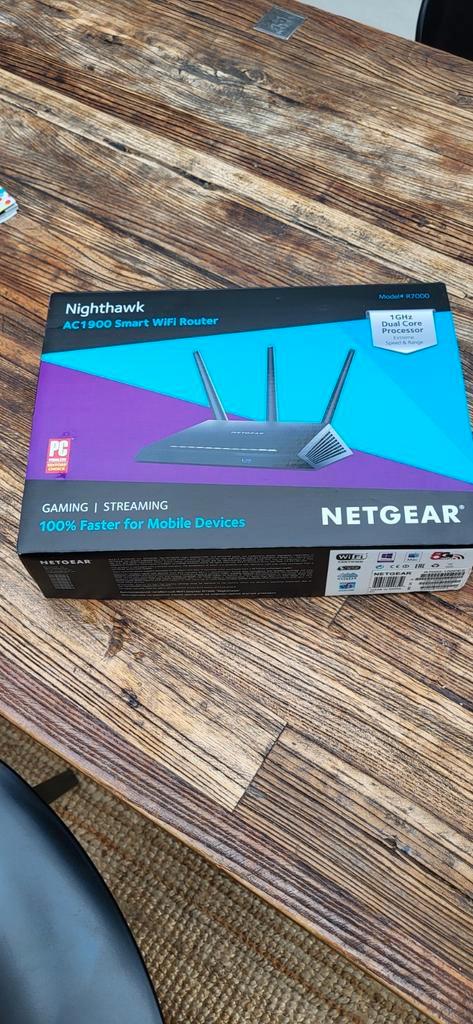 NETGEAR Nighthawk R7000 AC1900 Dual-Band Smart WiFi Router, Computers en Software, Netwerk switches, Zo goed als nieuw, Ophalen of Verzenden