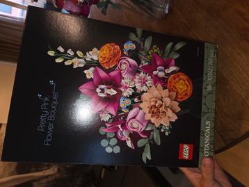Lego botanicals 10342  beschikbaar voor biedingen