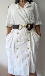 Vintage nylon witte jurk met gouden knoppen en zakken, Vintage, Ophalen of Verzenden, Onder de knie, Wit