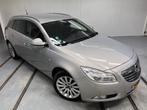 Opel Insignia Sports Tourer 2.0 Turbo Cosmo Trekhaak, Auto's, Opel, Te koop, Beige, Benzine, Gebruikt