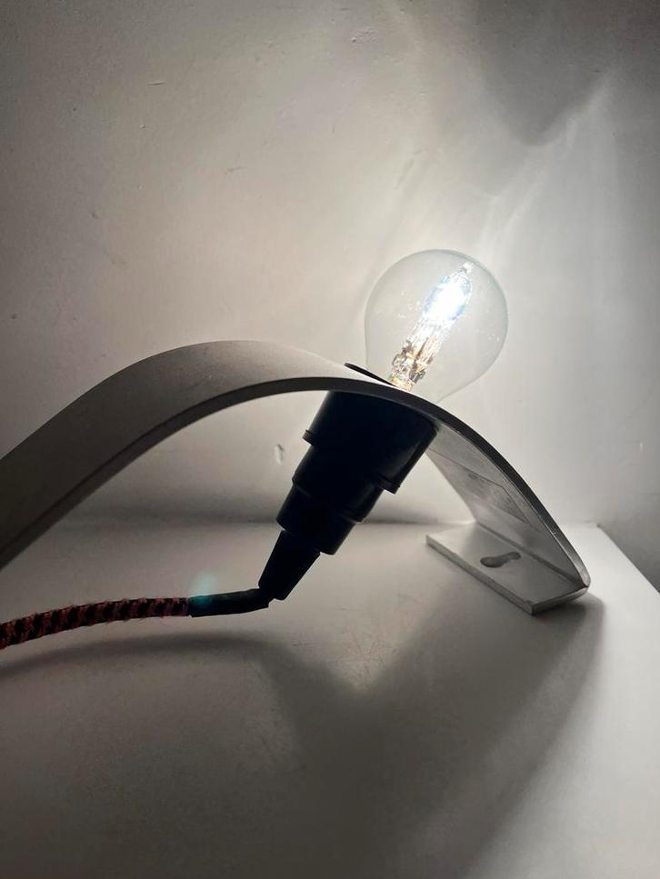 WAND/ TAFELLAMP  —  SPACE AGE  —  MEMPHIS., Huis en Inrichting, Lampen | Plafondlampen, Zo goed als nieuw, Ophalen of Verzenden