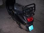 te koop een vespa, Fietsen en Brommers, Scooters | Vespa, Ophalen, Gebruikt, Maximaal 45 km/u, Benzine