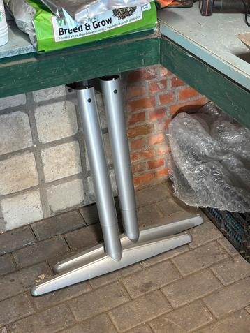 Bureau Blad 160x80cm met Poten beschikbaar voor biedingen