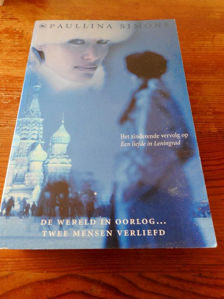 Tatiana Alexander - paullina simons, Boeken, Romans, Zo goed als nieuw, Ophalen of Verzenden