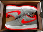 Nike Air Force 1 38,5, Kleding | Dames, Schoenen, Verzenden, Zo goed als nieuw, Grijs, Sneakers of Gympen