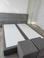 Pullman Boxspring 180x210 inclusief twee poefen/nachtkasje, Ophalen, 210 cm, Tweepersoons, Zo goed als nieuw
