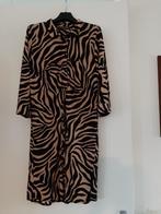 Nieuwe travel stof jurk - bruin camel zwart - maat L, Ophalen of Verzenden, Nieuw, Maat 42/44 (L), Onder de knie