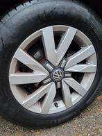 Twee set banden 225 45 17 / 215 65 16. €250,- per set, Auto-onderdelen, Banden en Velgen, 215 mm, 16 inch, Ophalen of Verzenden