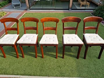 5 koloniale eettafel stoelen  beschikbaar voor biedingen