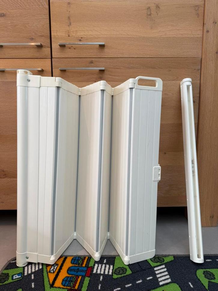 Traphekje babydan, Kinderen en Baby's, Traphekjes, Zo goed als nieuw, Oprolhekje, Overige materialen, minder dan 100 cm, Ophalen of Verzenden