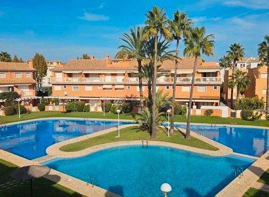 Appartement in zonnig Javea, 240 m v strand. Vakantiewoning., Vakantie, Vakantiehuizen | Spanje, Costa Blanca, Appartement, Dorp