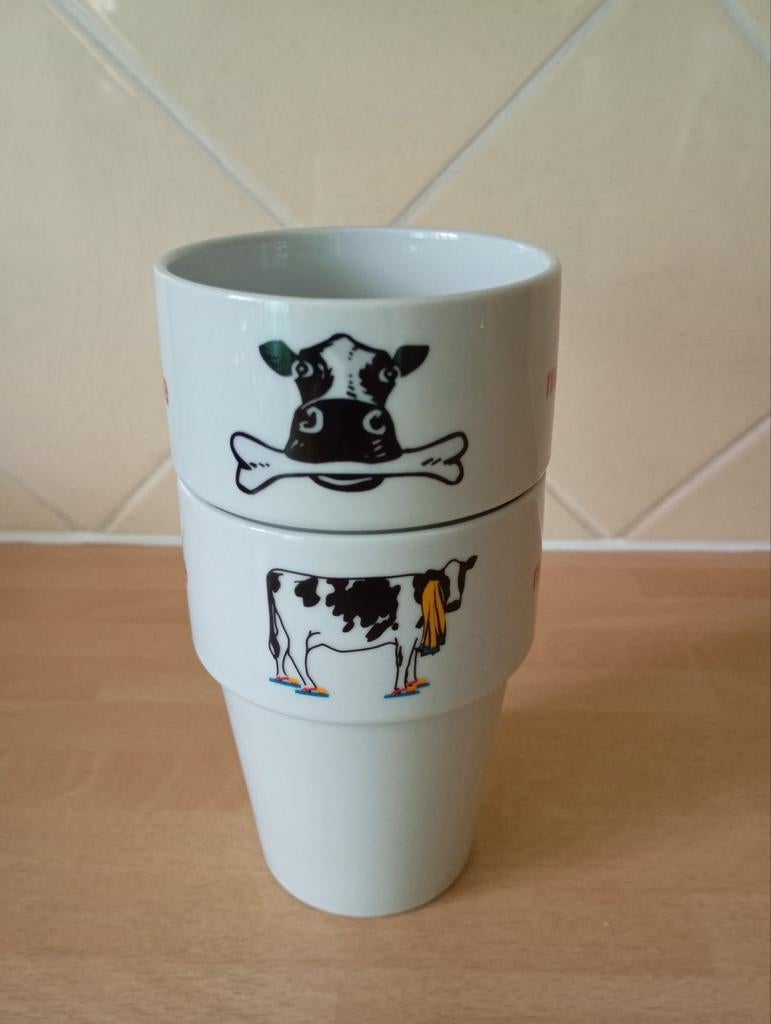 2 melkbekers koe Melkunie, Huis en Inrichting, Keuken | Servies, Ophalen of Verzenden, Glas, Overige stijlen