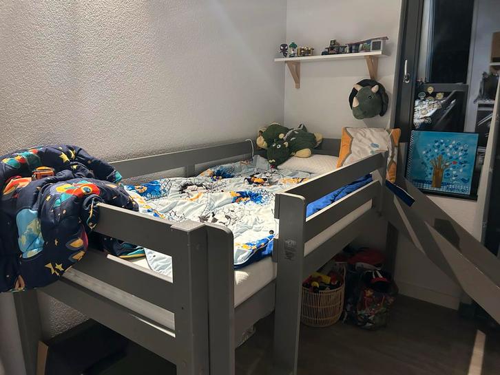 Hoogslaper met glijbaan, Kinderen en Baby's, Kinderkamer | Stapelbedden en Hoogslapers, Gebruikt, Hoogslaper, Ophalen