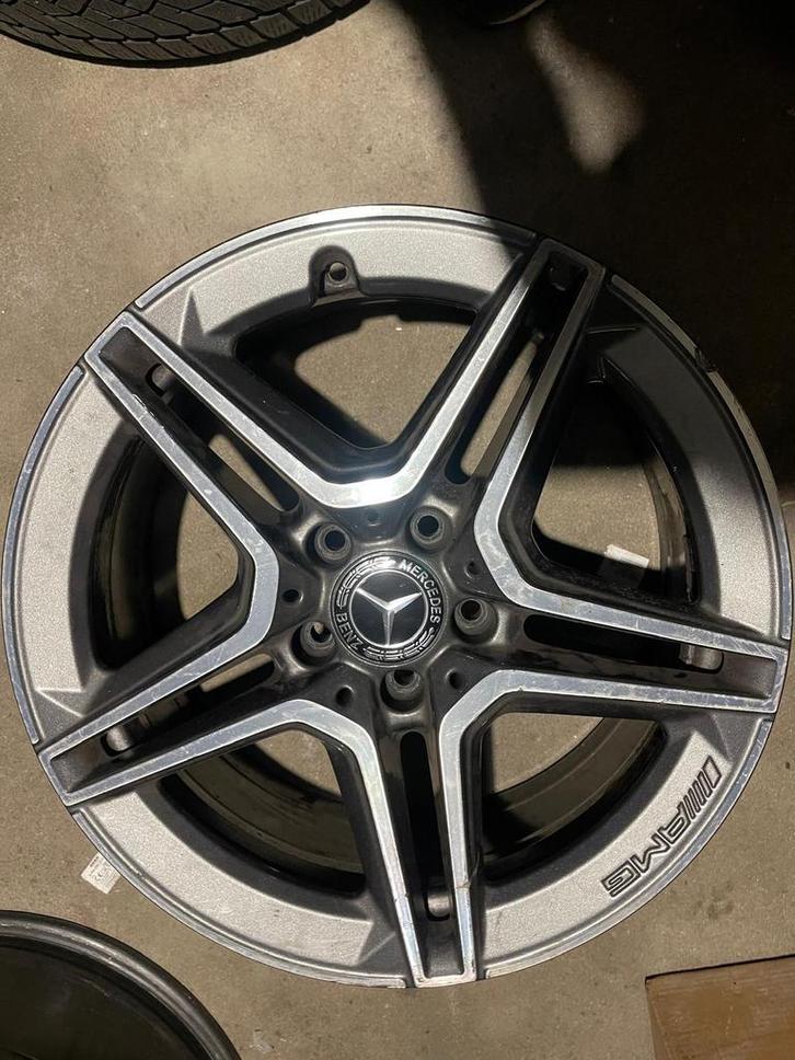 Mercedes AMG Velgen Origineel 5x112 18inch A B C GLA 1stuk, Auto-onderdelen, Banden en Velgen, Velg(en), Zomerbanden, 18 inch