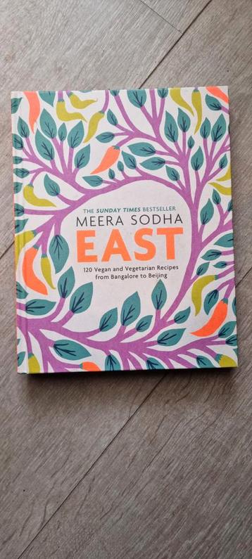 Vegan kookboek east!  beschikbaar voor biedingen