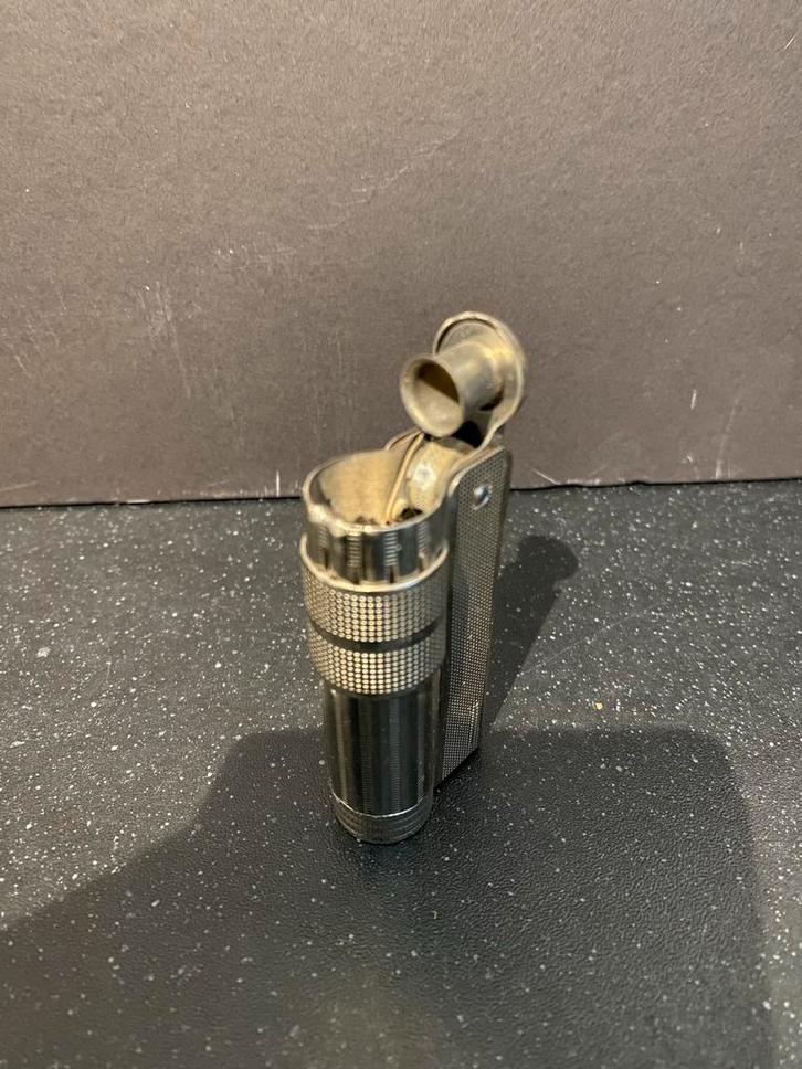 Vintage Zippo Aanstekers + Benzine Aansteker, Verzamelen, Rookartikelen, Aanstekers en Luciferdoosjes, Gebruikt, Aansteker, Ophalen of Verzenden