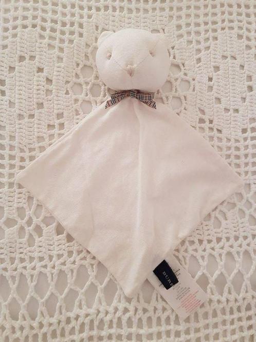 Burberry Baby knuffel beertje, Kinderen en Baby's, Speelgoed | Babyspeelgoed, Zo goed als nieuw, Rammelaar, Verzenden