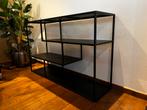 Zwarte stalen kast, Huis en Inrichting, Ophalen, 25 tot 50 cm, 100 tot 150 cm