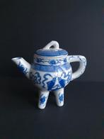 Chinese theepot, Antiek en Kunst, Antiek | Porselein, Ophalen of Verzenden