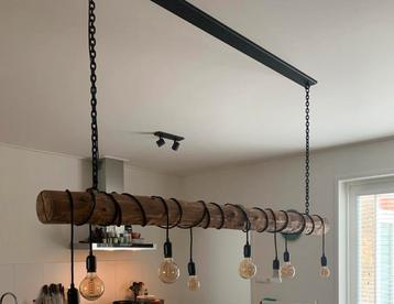 Boomstamlamp beschikbaar voor biedingen