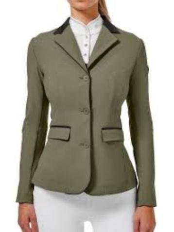 Gezocht groen/beige/taupekleurig wedstrijdjasje XS/36 beschikbaar voor biedingen