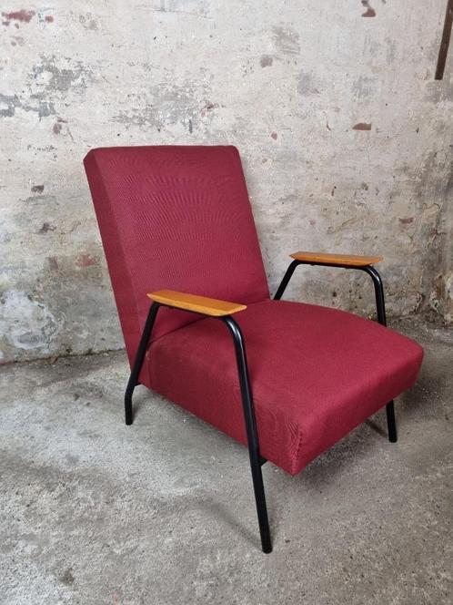 Pierre Guariche Meurop jaren 50 fauteuil, Huis en Inrichting, Fauteuils, Gebruikt, Hout, Metaal, Stof, 50 tot 75 cm, 75 tot 100 cm