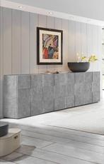 Dressoir Diana 241 cm – betonlook – 4 deuren, Huis en Inrichting, Kasten | Dressoirs, Ophalen, Met deur(en), Nieuw, 200 cm of meer