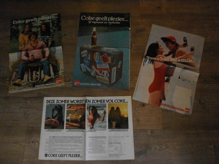reclames / advertenties Jr 70, begin jaren 80 oa coca cola, Verzamelen, Posters, Zo goed als nieuw, Overige onderwerpen, A1 t/m A3