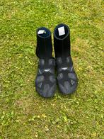 Surf waterschoenen oneil,  maat 39, Watersport en Boten, Ophalen of Verzenden, Zo goed als nieuw
