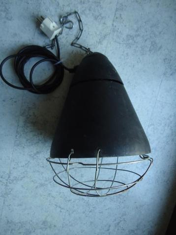 Vintage grote  Industriele  hanglamp  metaal beschikbaar voor biedingen