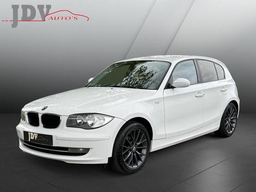 Bmw 1-serie 116i High Executive trekhaak boekjes kloppend cr, Auto's, BMW, Bedrijf, 1-Serie, ABS, Airbags, Airconditioning, Boordcomputer