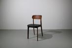 4 Artisan Tanka chair, Europees walnoot, zwart leer