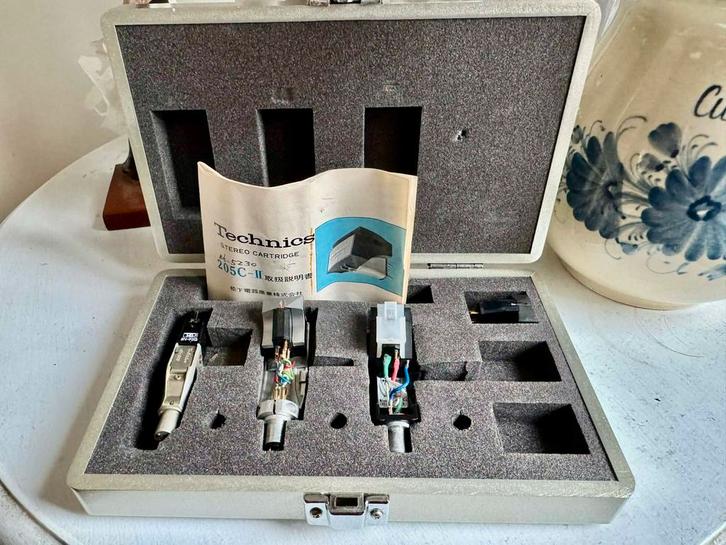 🔴 TECHNICS HEADSHELLS / ELEMENTEN 300MC 200C 205C II 🔴, Sieraden, Tassen en Uiterlijk, Beautycases, Zo goed als nieuw, Ophalen of Verzenden