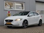 Volvo V40 1.6 T2 R-design / Panorama dak / Trekhaak, Auto's, Volvo, Voorwielaandrijving, Gebruikt, Zwart, 4 cilinders