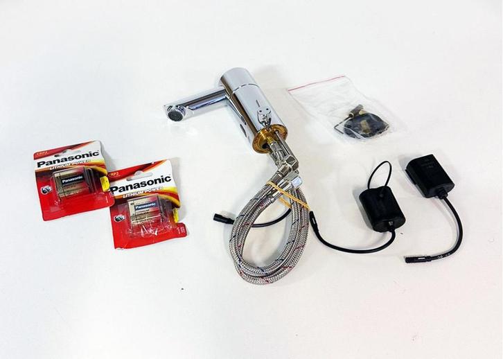 RADA TEC 200 ELEKTRONISCHE WASTAFELKRAAN 6V BATTERIJ, Doe-het-zelf en Verbouw, Sanitair, Nieuw, Kraan, Chroom, Ophalen of Verzenden