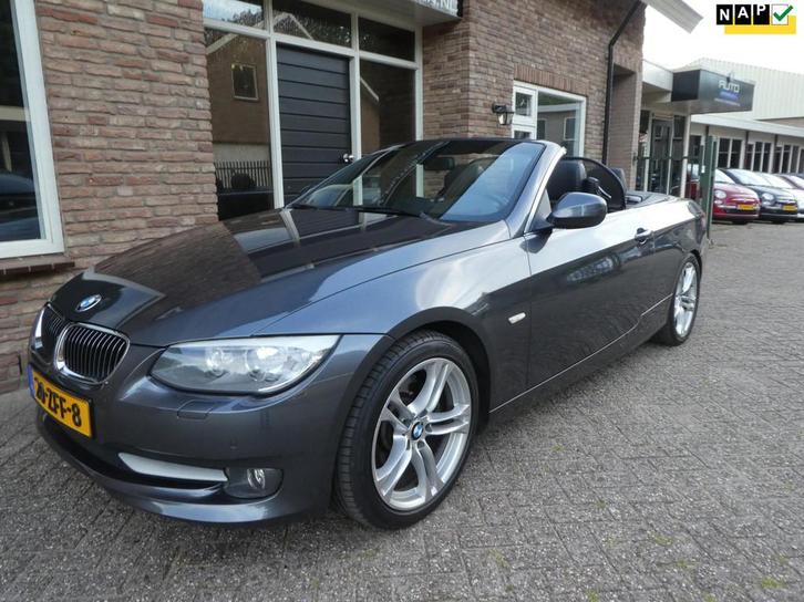 BMW 3-serie Cabrio 325i Leder / Navi, Auto's, BMW, Bedrijf, Te koop, 3-Serie, ABS, Airbags, Airconditioning, Bluetooth, Boordcomputer