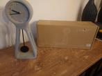 2 x Pendule klok grijs., Huis en Inrichting, Woonaccessoires | Klokken, Ophalen, Nieuw, Staande klok