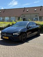 Mercedes-Benz CLA-klasse 250e AMG Line/Pano/Sfeerverlichting, Auto's, Mercedes-Benz, 4 cilinders, Zwart, 1600 kg, Sedan