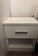 Bed side table, Ophalen, Minder dan 45 cm, Zo goed als nieuw, Minder dan 55 cm