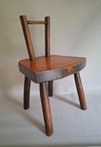 stoeltje brutalist design stijl, Ophalen, Gebruikt, Bruin, Eén