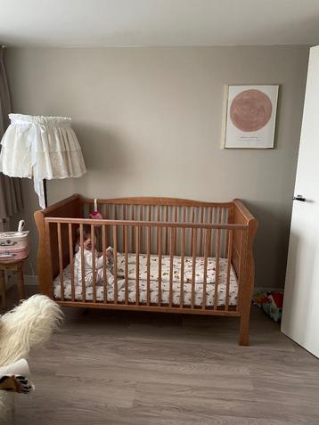 Hola bb Woodies Noble Vintage 70 x 140 met valbeschermer  beschikbaar voor biedingen