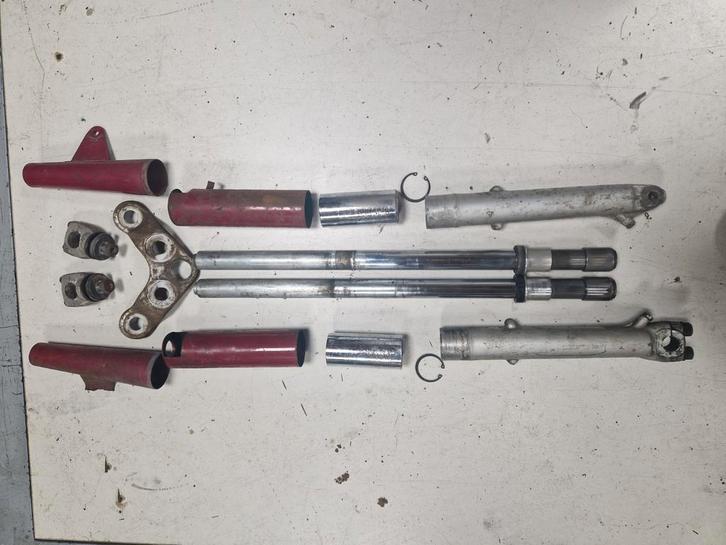 Honda C320 voorvork, Fietsen en Brommers, Brommeronderdelen | Oldtimers, Gebruikt, Overige merken, Frame, Ophalen of Verzenden