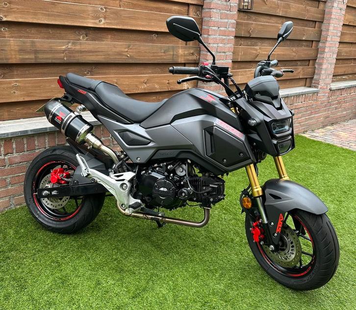 Honda msx125 Grom 2017 13669km, Motoren, Motoren | Honda, Particulier, Naked bike, 11 kW of minder, 1 cilinder, Minimaal motorrijbewijs A1