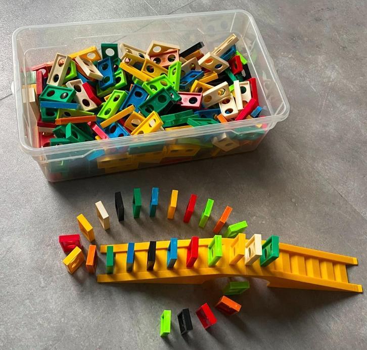 Vintage Dominostenen + Brug, Kinderen en Baby's, Speelgoed | Bouwstenen, Gebruikt, Overige merken, Ophalen of Verzenden