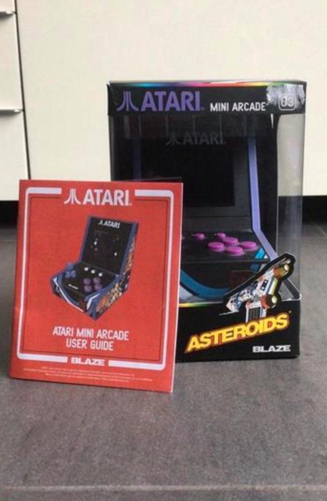 Atari Mini Arcade met 5 games - Perfect voor de verzamelaar!, Spelcomputers en Games, Spelcomputers | Atari, Zo goed als nieuw