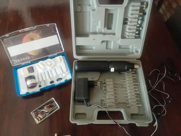 Multietool oplaadbaar  beschikbaar voor biedingen