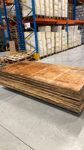 Underlayment | betonplex | multiplex | platen | gebruikt beschikbaar voor biedingen